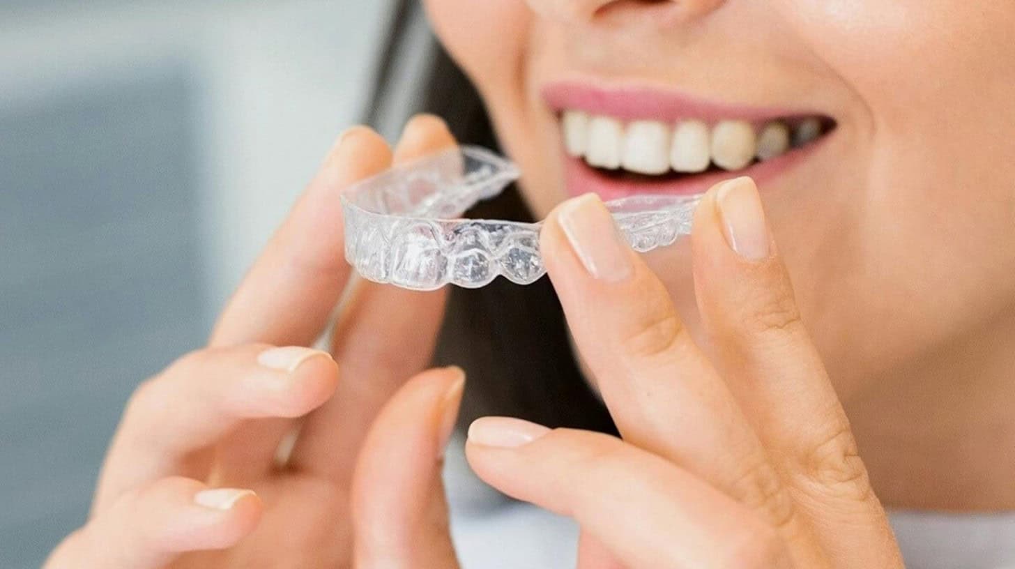 How Invisalign Works to Straighten Teeth